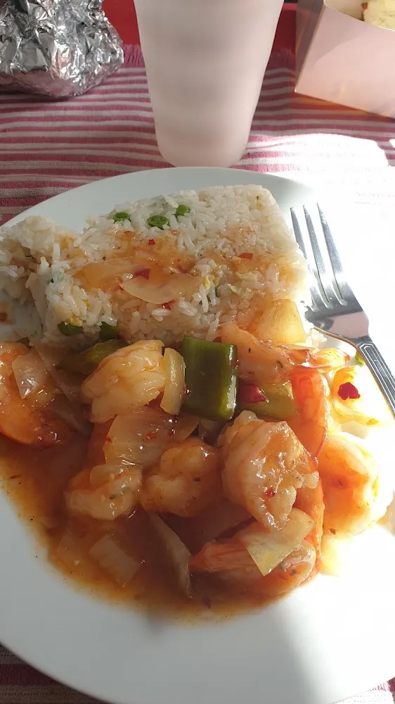 Riz Cantonnais Sauce Crevettes Pimentée